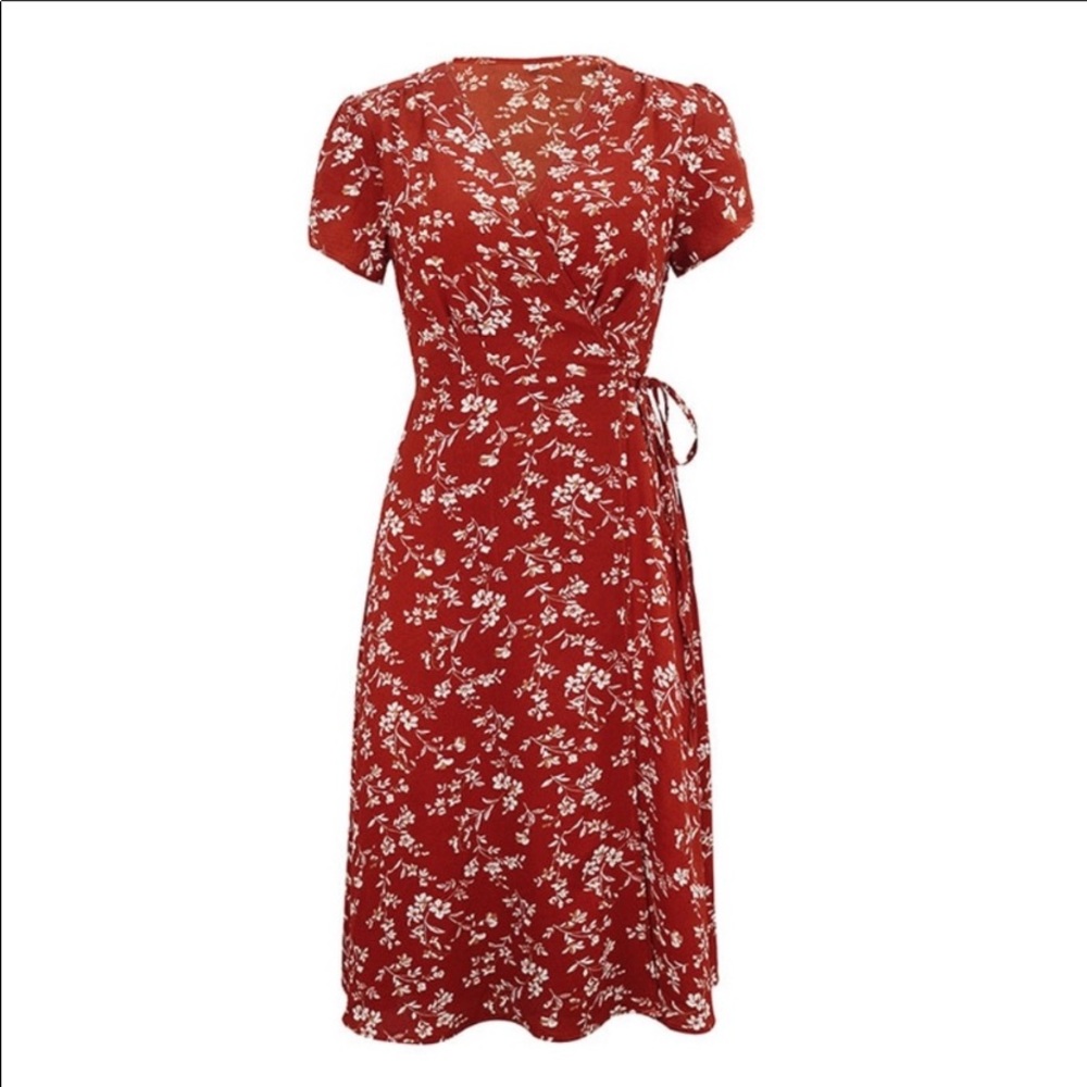 Dress - Picture 2 of 3